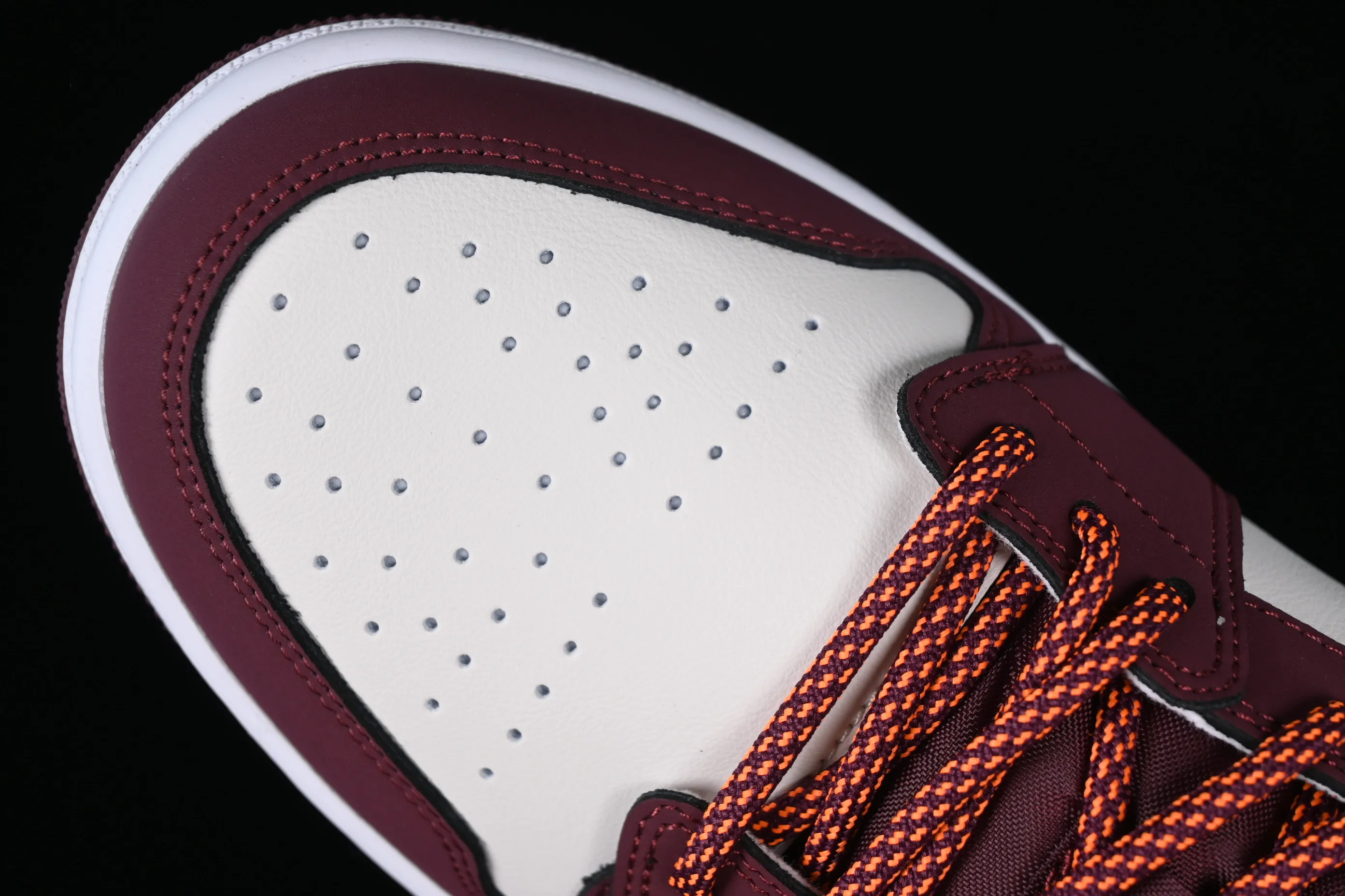 All categories Air Jordan Jordan series basketball shoes Air Jordan 1 Low Air Jordan 1 Low AJ1 Joe 1 retro white and red low-top cultural basketball shoes 553560-068
